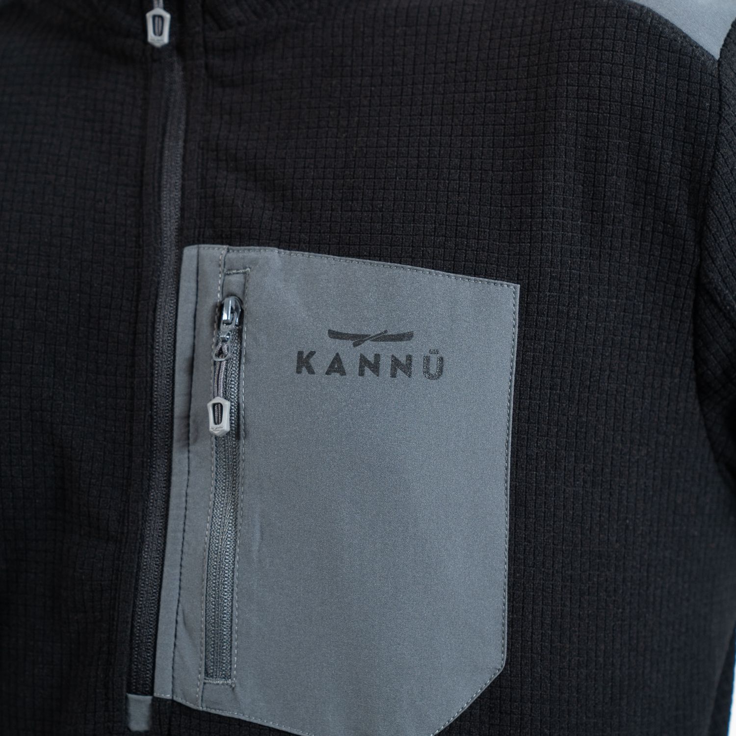 kni616141n009_3_5
