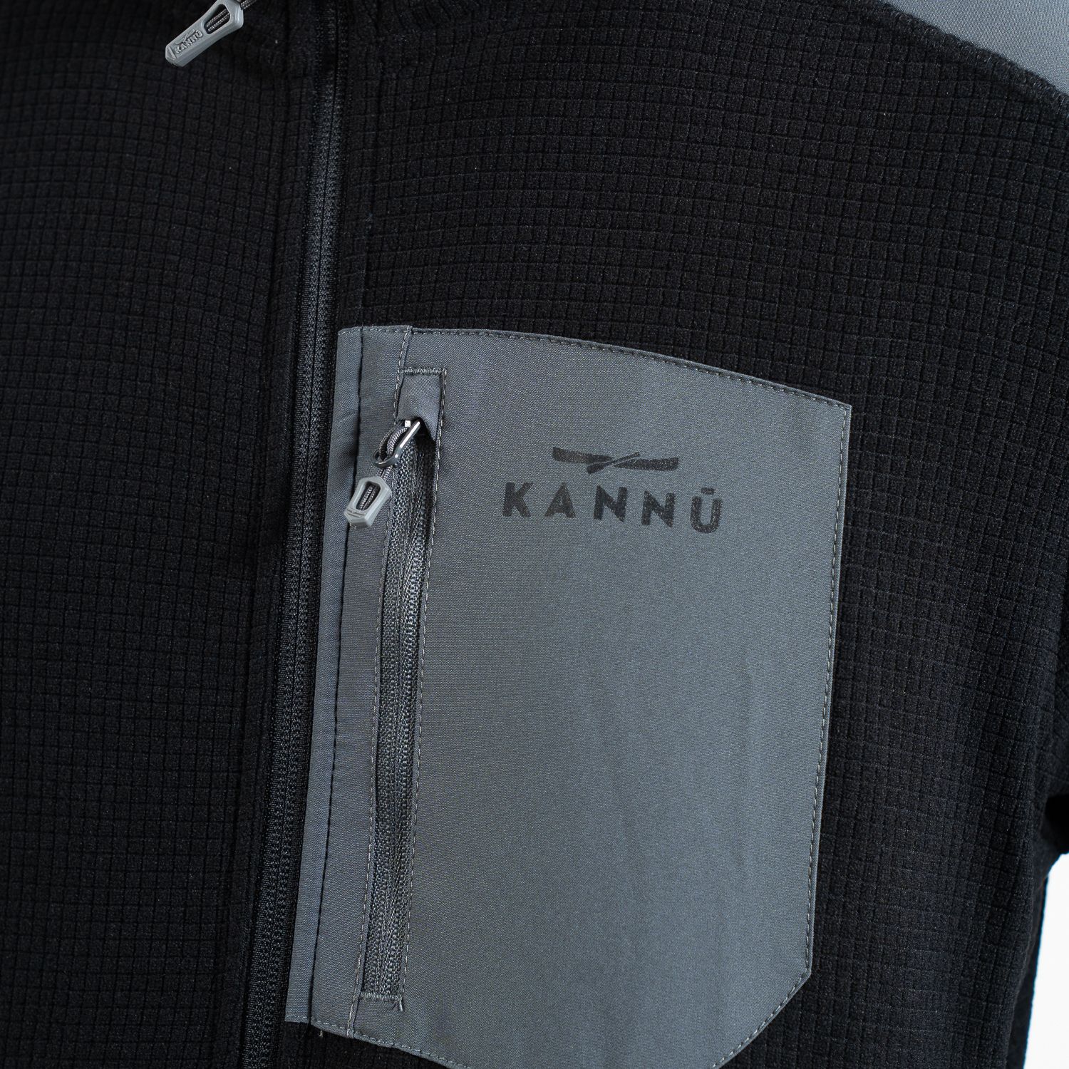 kni616145n009_3_4