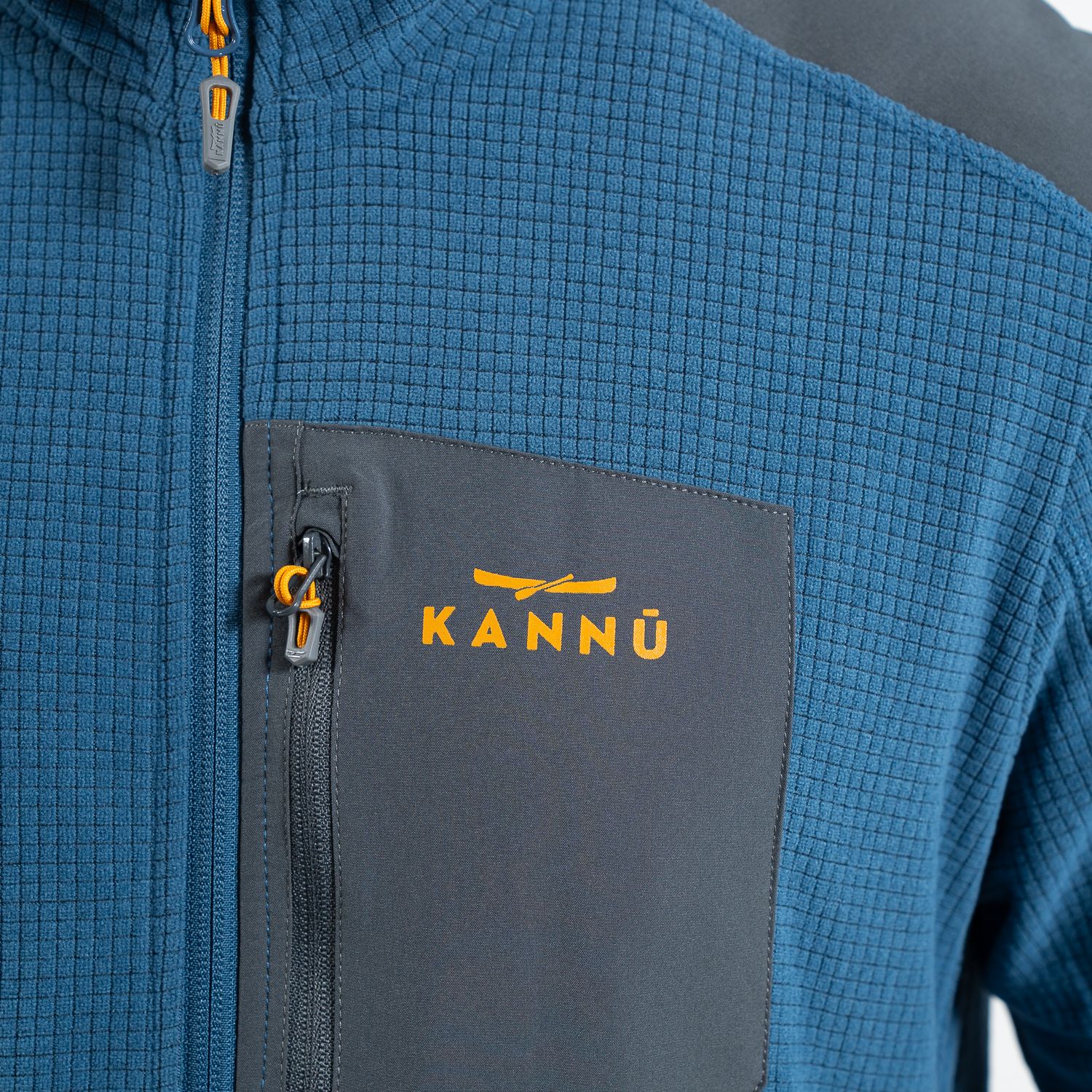 kni616145n084_3_4